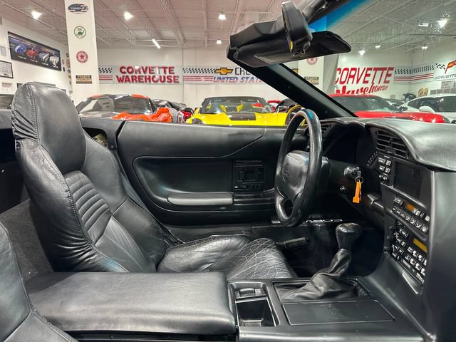 Used 1996 Chevrolet Corvette Convertible RWD image 24
