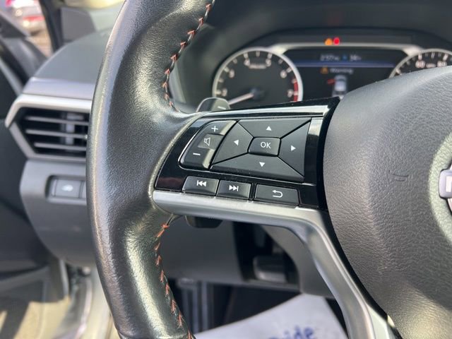 Used 2024 Nissan Altima 2.5 SR image 14