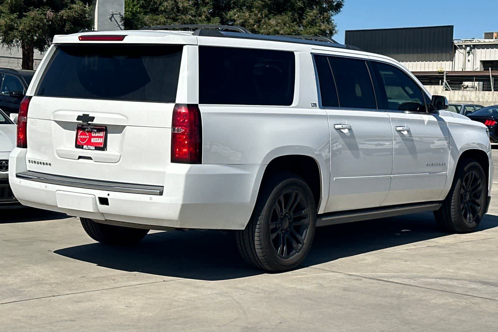 Used 2015 Chevrolet Suburban LTZ AWD/4WD image 3
