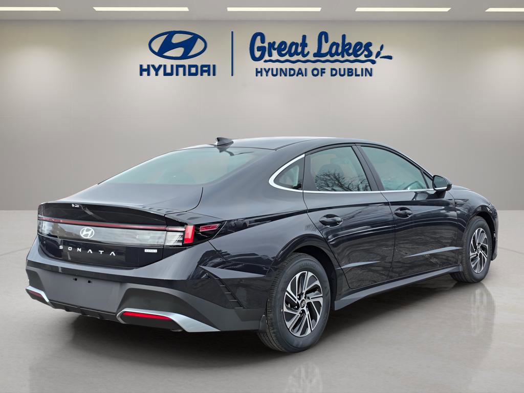 New 2026 Hyundai Sonata Blue FWD image 5