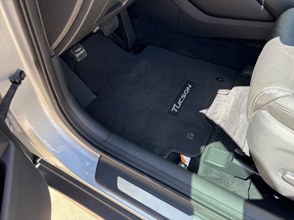 Used 2018 Hyundai Tucson Limited FWD image 16