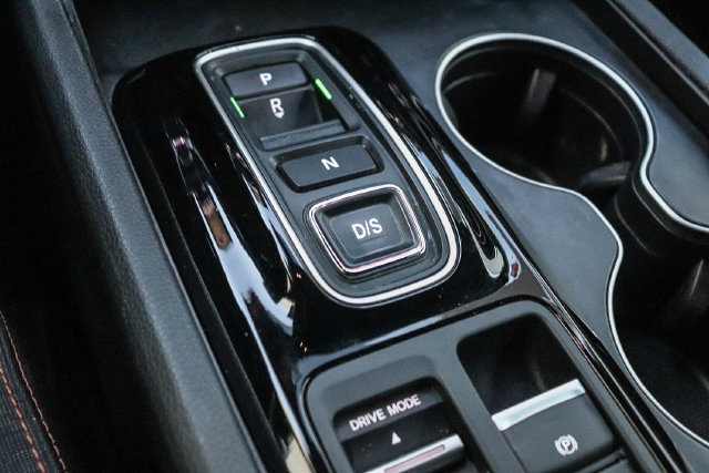 Used 2024 Honda Pilot Sport image 24