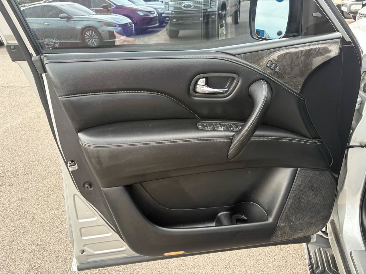 Used 2020 INFINITI QX80 Luxe w/ Proassist Package AWD/4WD image 9
