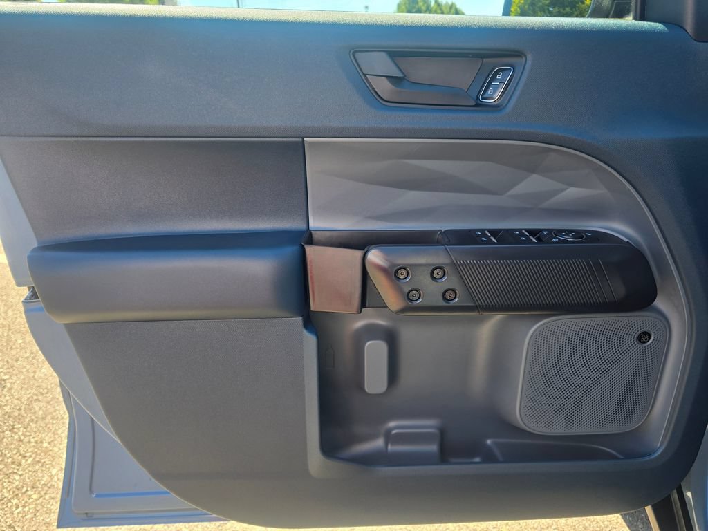 Used 2024 Ford Maverick Lariat w/ Black Appearance Package FWD image 14