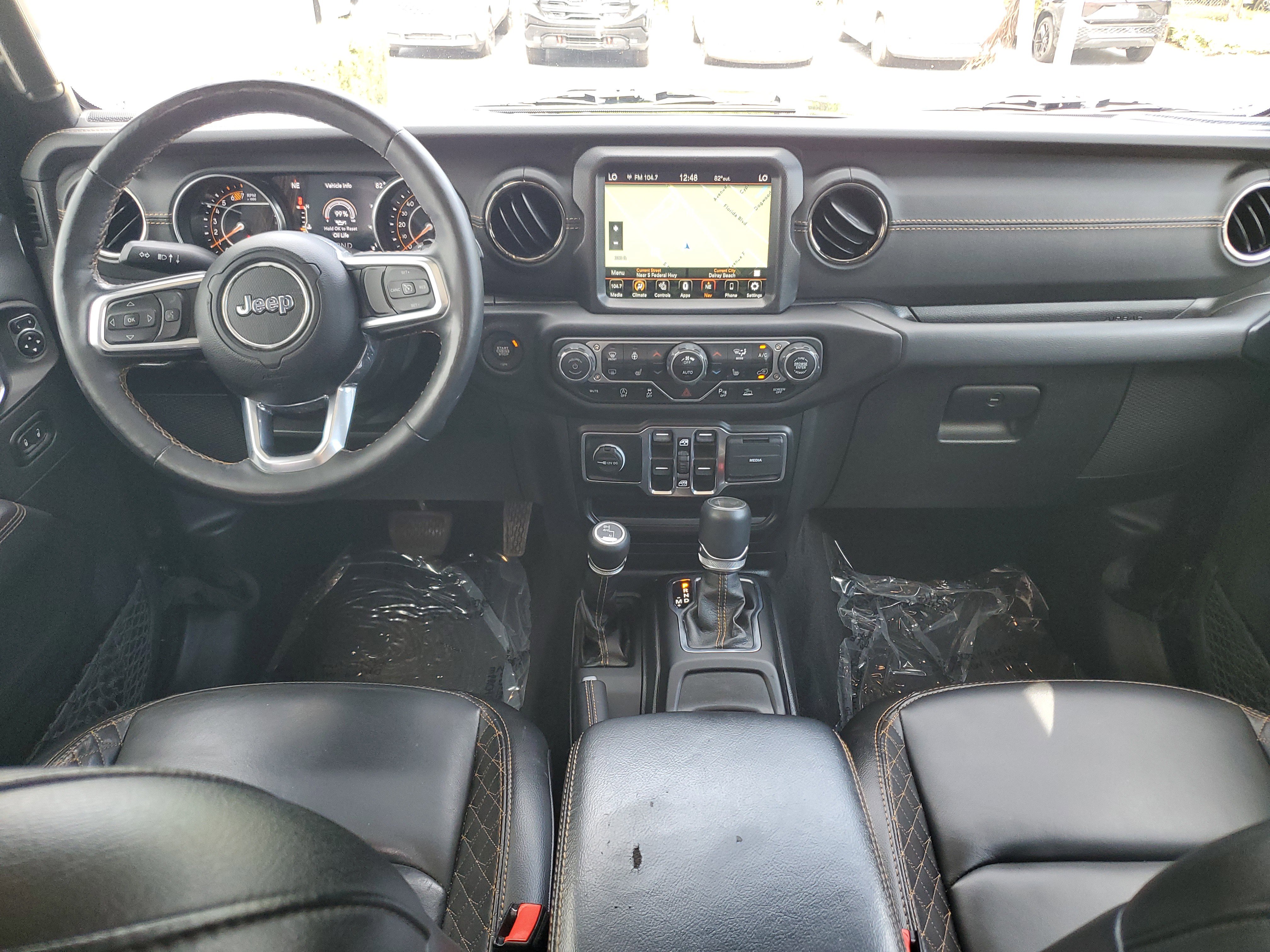 Used 2022 Jeep Wrangler Unlimited Sahara image 15