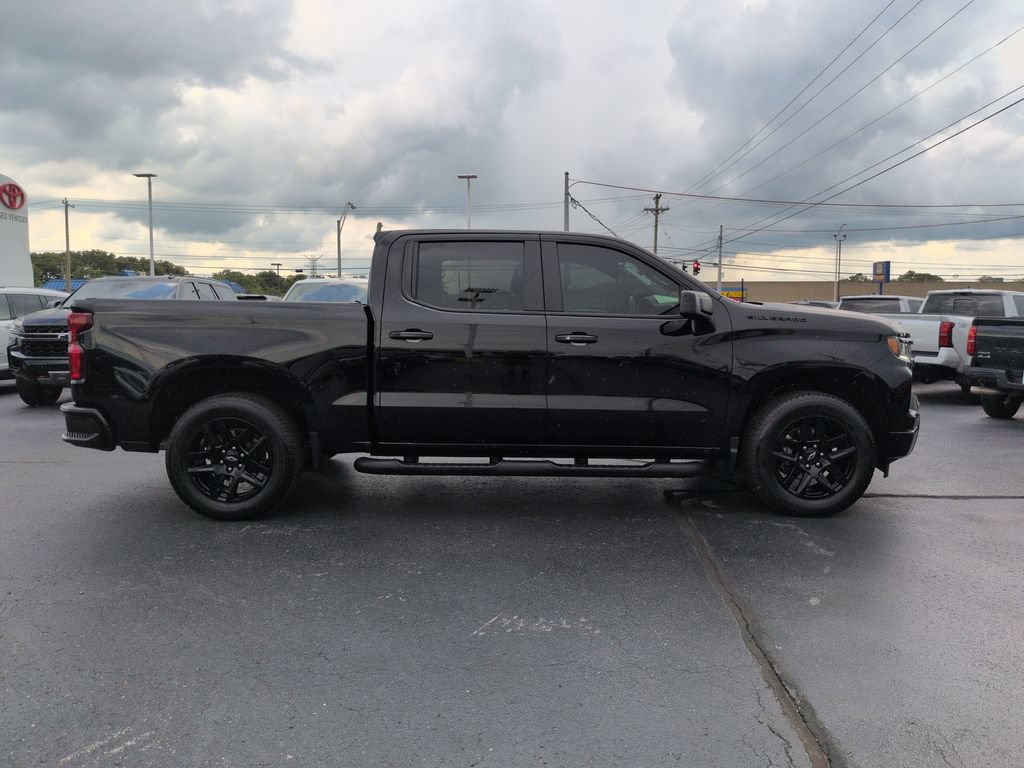 Used 2023 Chevrolet Silverado 1500 RST w/ Rally Edition AWD/4WD image 6