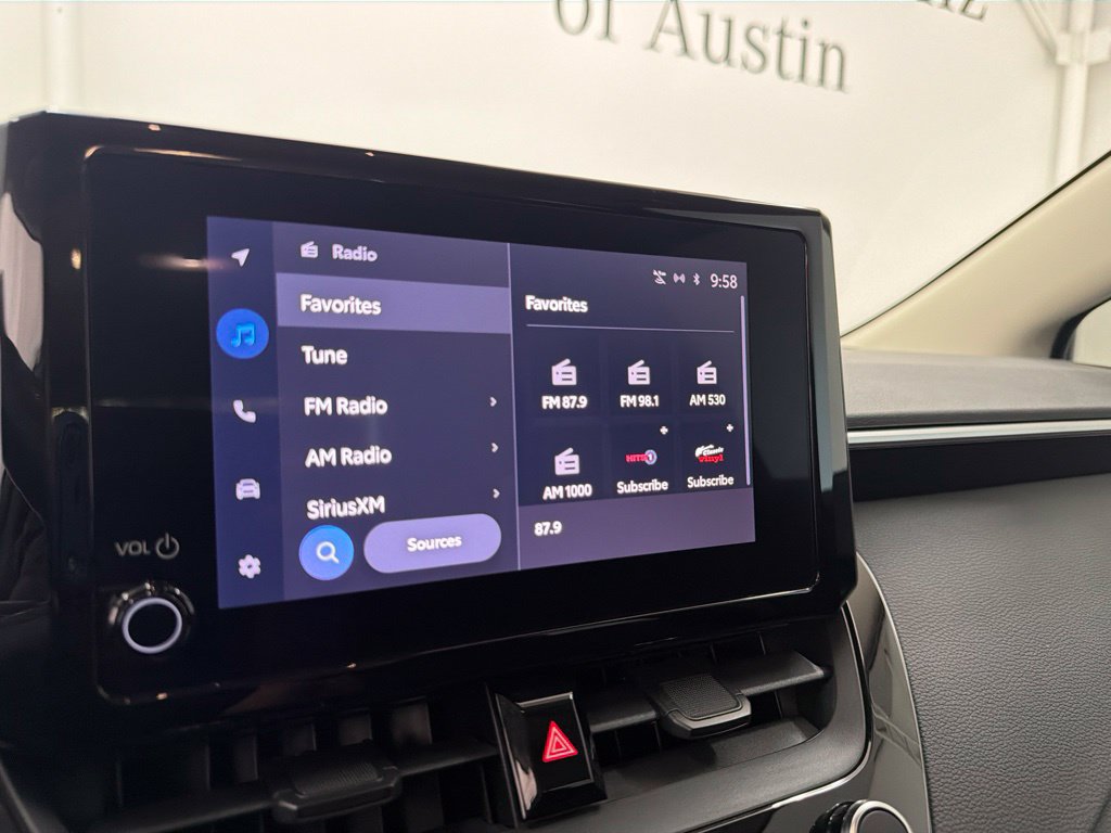 Used 2023 Toyota Corolla LE FWD image 19