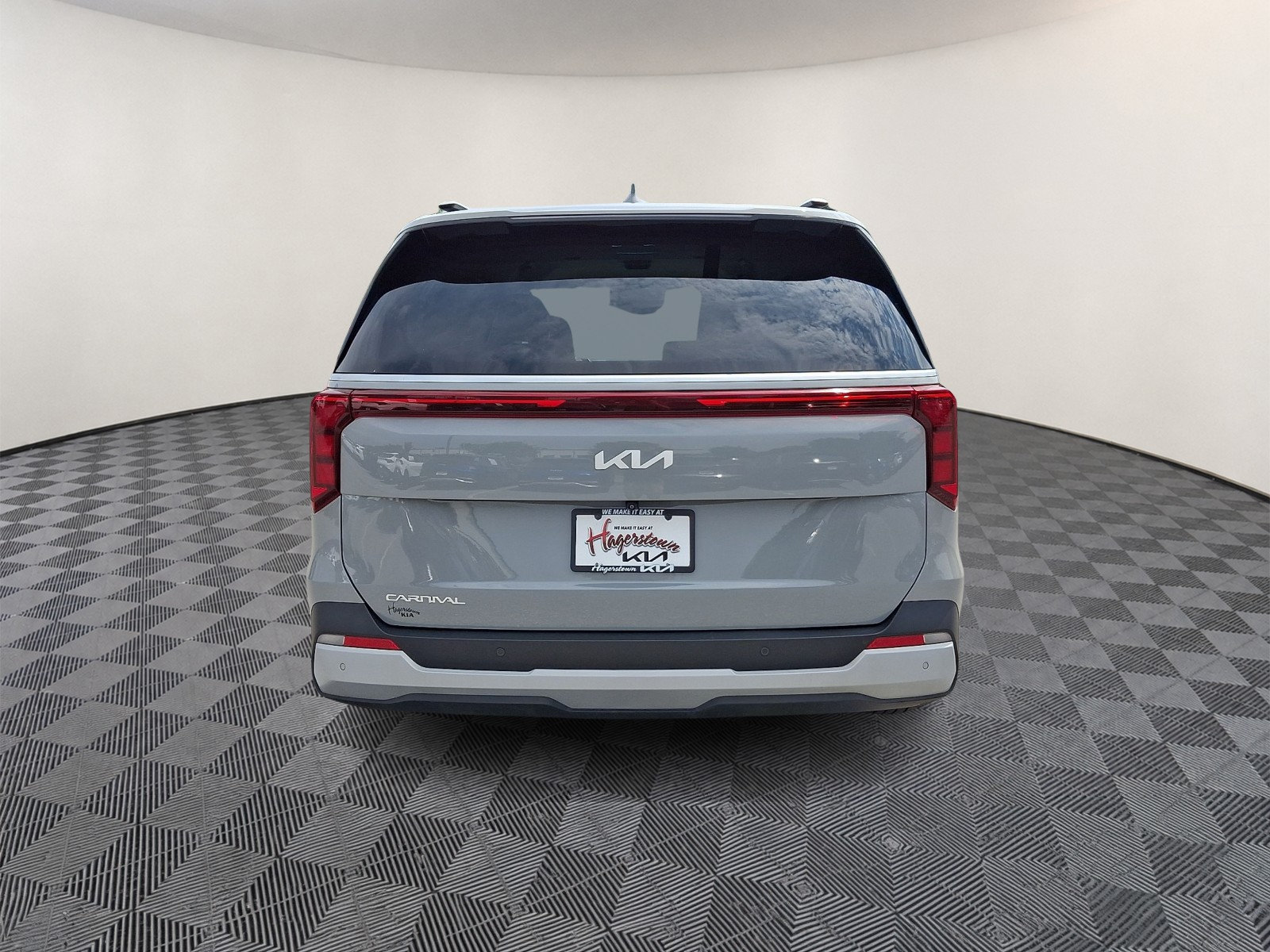 Certified 2025 Kia Carnival EX FWD image 5