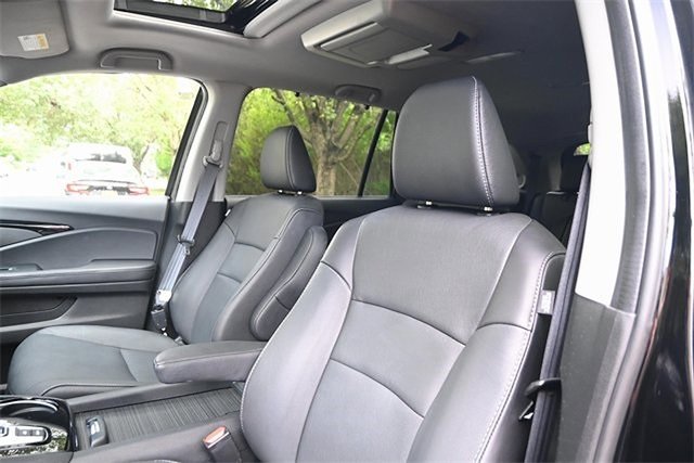 Certified 2022 Honda Pilot Touring image 28
