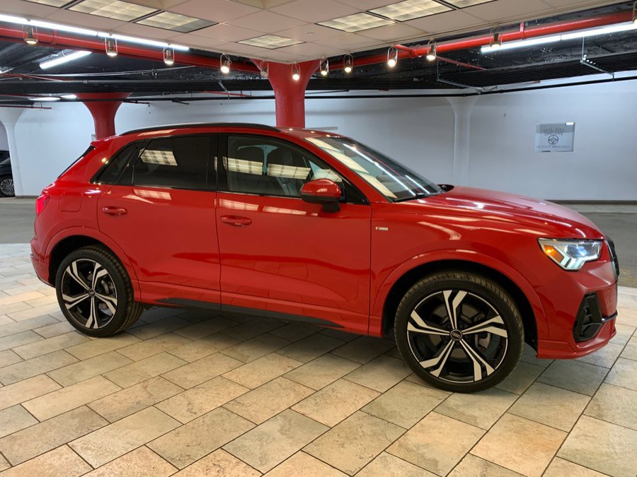 Used 2023 Audi Q3 2.0T Premium Plus w/ Premium Plus Package image 8