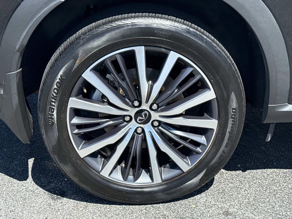 Used 2023 INFINITI QX60 Sensory w/ Cargo Package AWD/4WD image 30