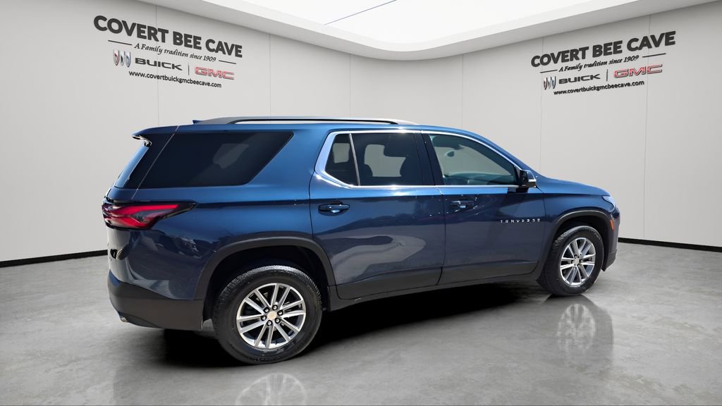 Used 2023 Chevrolet Traverse LT image 10