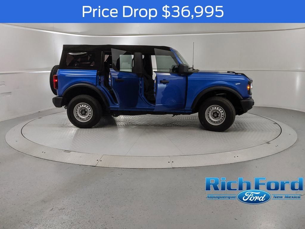 New 2025 Ford Bronco 4-Door image 8