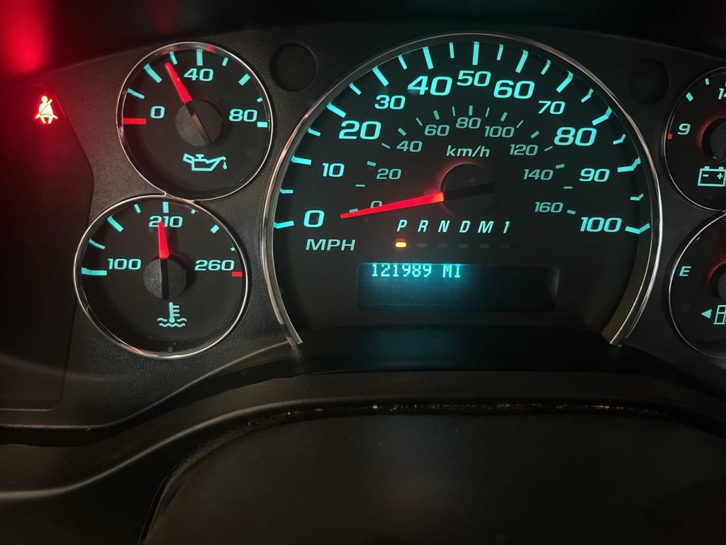 Used 2018 Chevrolet Express 2500 image 4