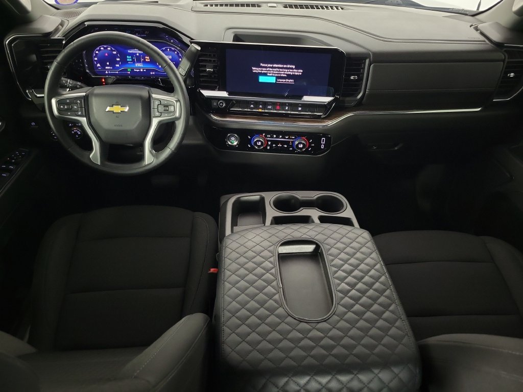 Used 2024 Chevrolet Silverado 1500 LT RWD image 10