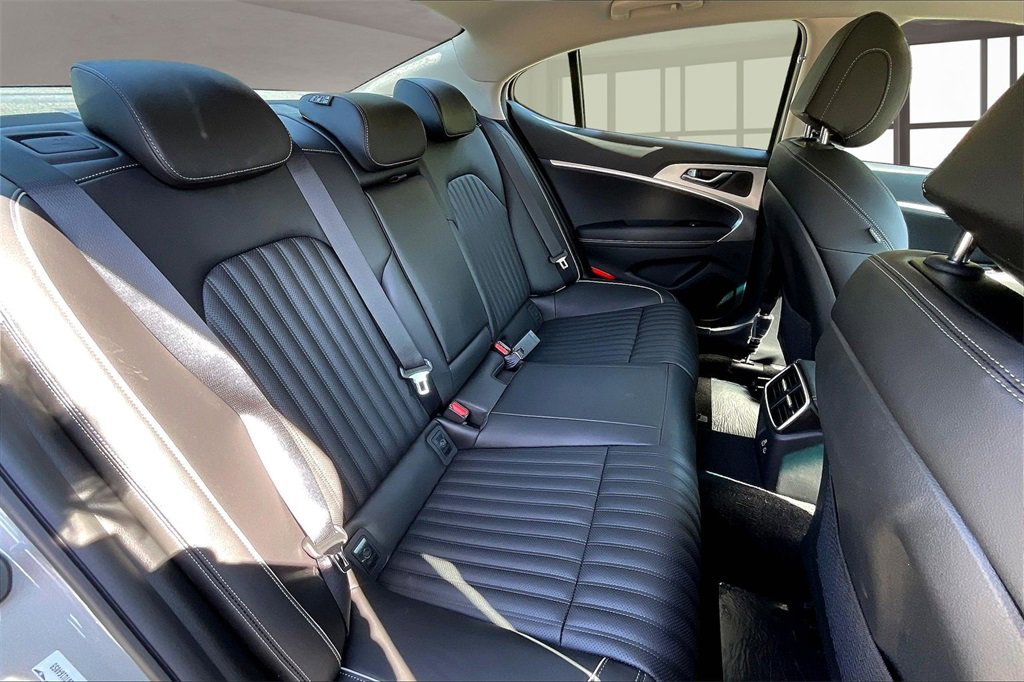 New 2026 Genesis G70 2.5T Prestige image 9