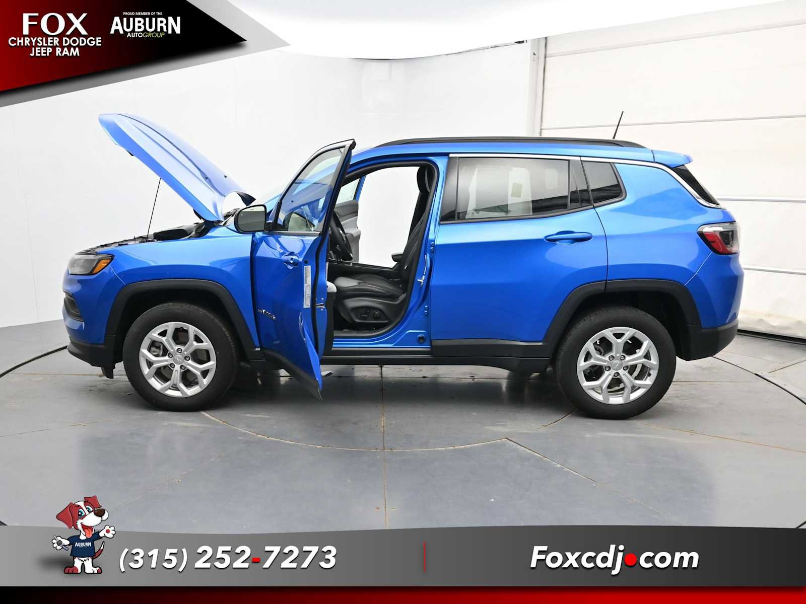 Used 2024 Jeep Compass Latitude w/ Convenience Group image 34