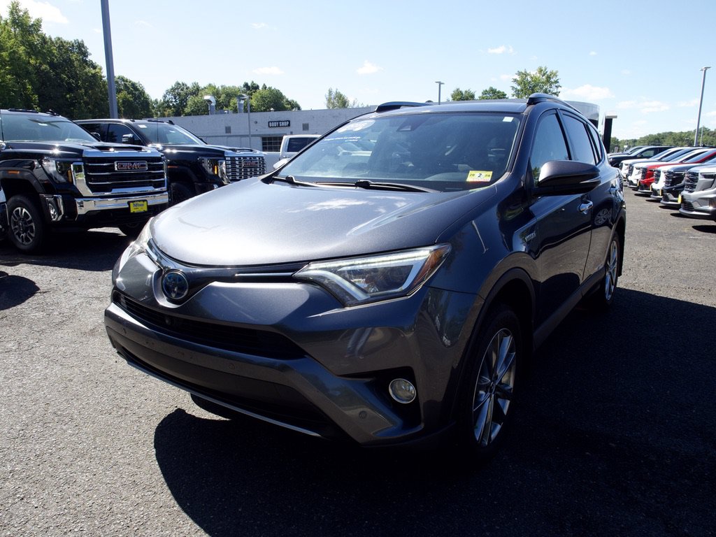 Used 2018 Toyota RAV4 Limited w/ Advanced Technology Package