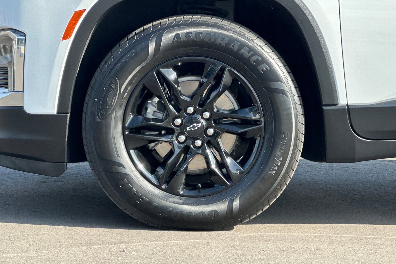 Certified 2023 Chevrolet Traverse LS w/ Midnight/Sport Edition image 37