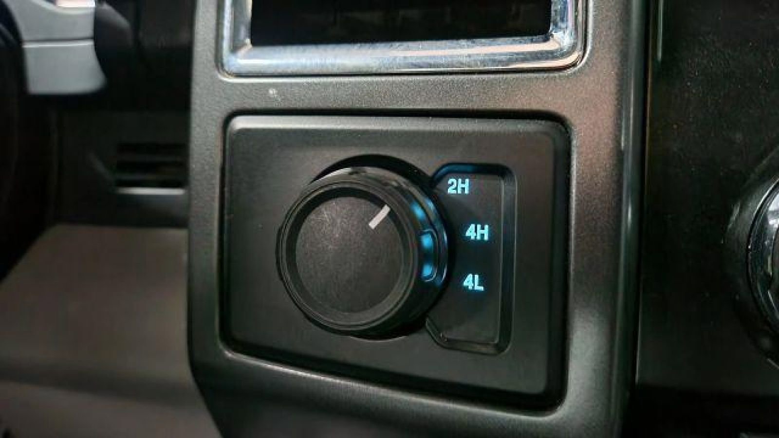 Used 2016 Ford F150 XLT AWD/4WD image 29