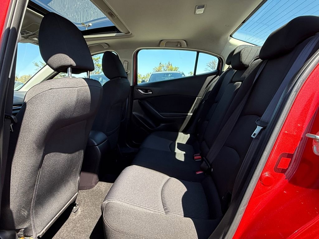 Used 2016 MAZDA MAZDA3 i Touring image 24