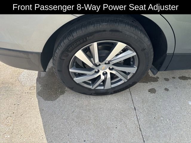 Used 2023 Chevrolet Equinox Premier FWD image 10