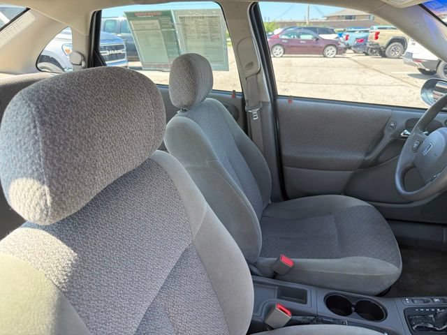 Used 2002 Saturn L-Series L100 w/ Special Edition Pkg FWD image 21