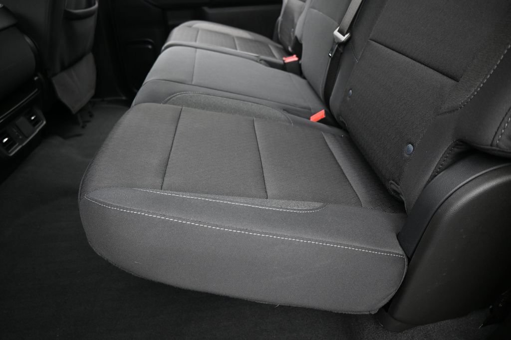 Used 2025 Chevrolet Silverado 1500 Custom w/ Turbomax Blackout Package RWD image 28