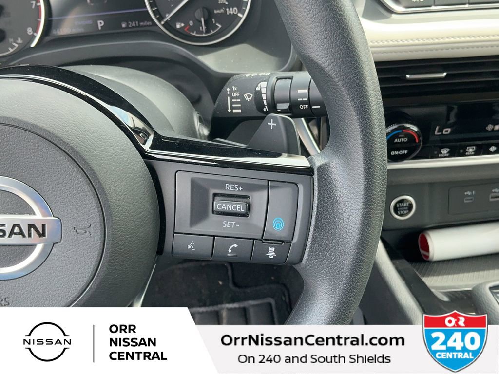 Used 2021 Nissan Rogue SV image 20