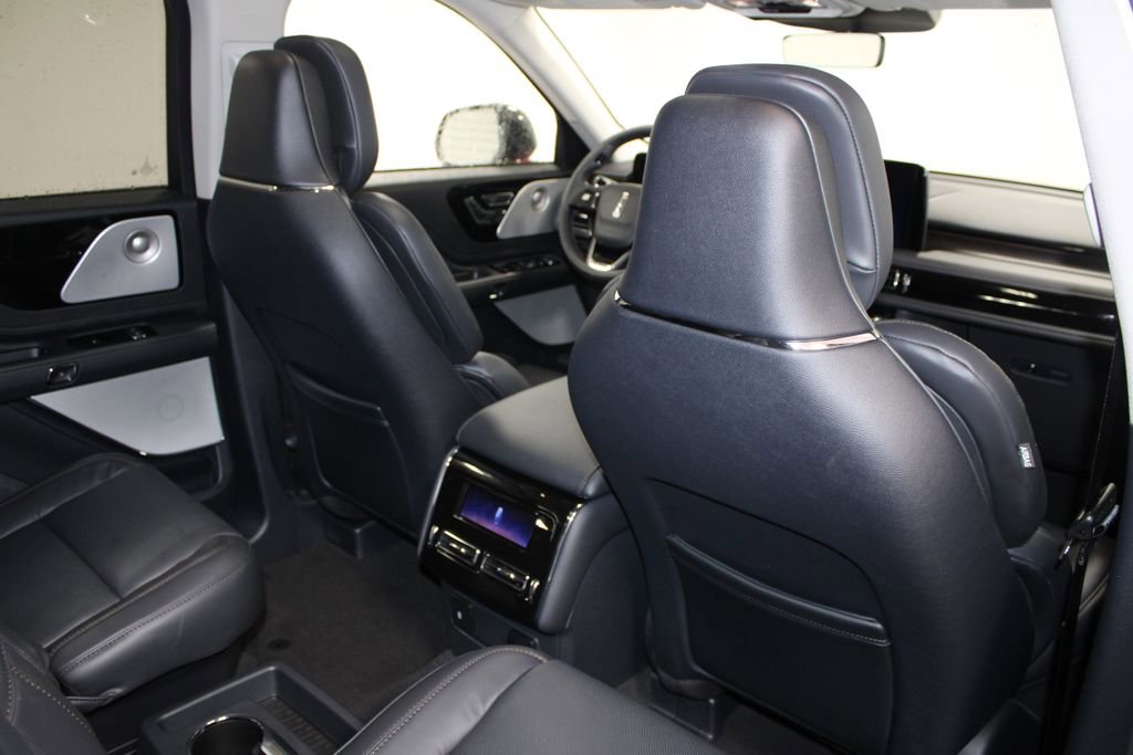 New 2026 Lincoln Aviator Reserve w/ Luxury Package image 35