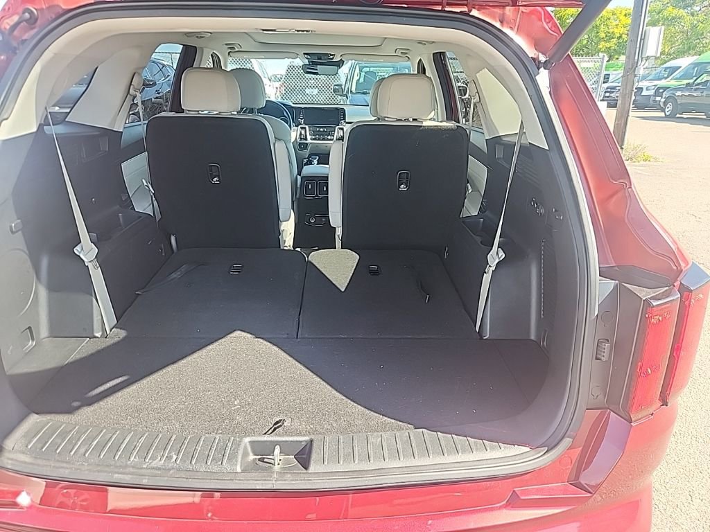Certified 2021 Kia Sorento SX FWD image 17