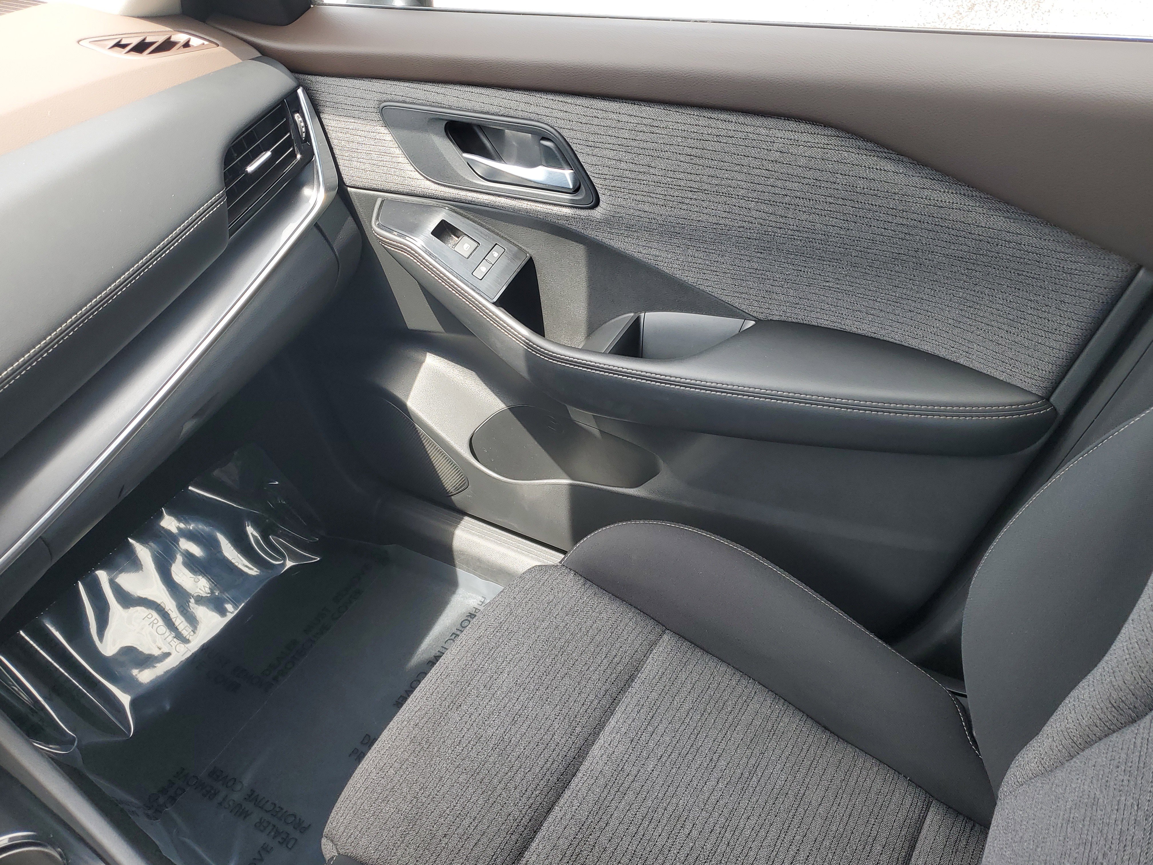 Certified 2021 Nissan Rogue SV image 11