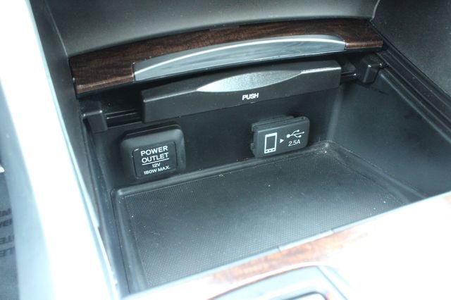 Used 2018 Acura TLX V6 w/ Technology Package FWD image 20