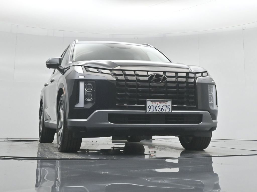 Used 2023 Hyundai Palisade Limited w/ Cargo Package image 48