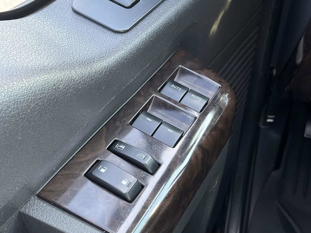 Used 2016 Ford F250 Platinum w/ FX4 Off-Road Package image 26