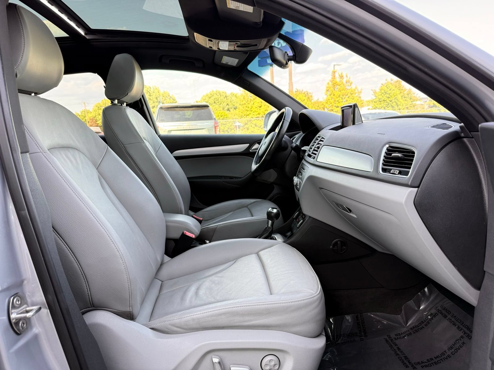 Used 2018 Audi Q3 2.0T Premium FWD image 26