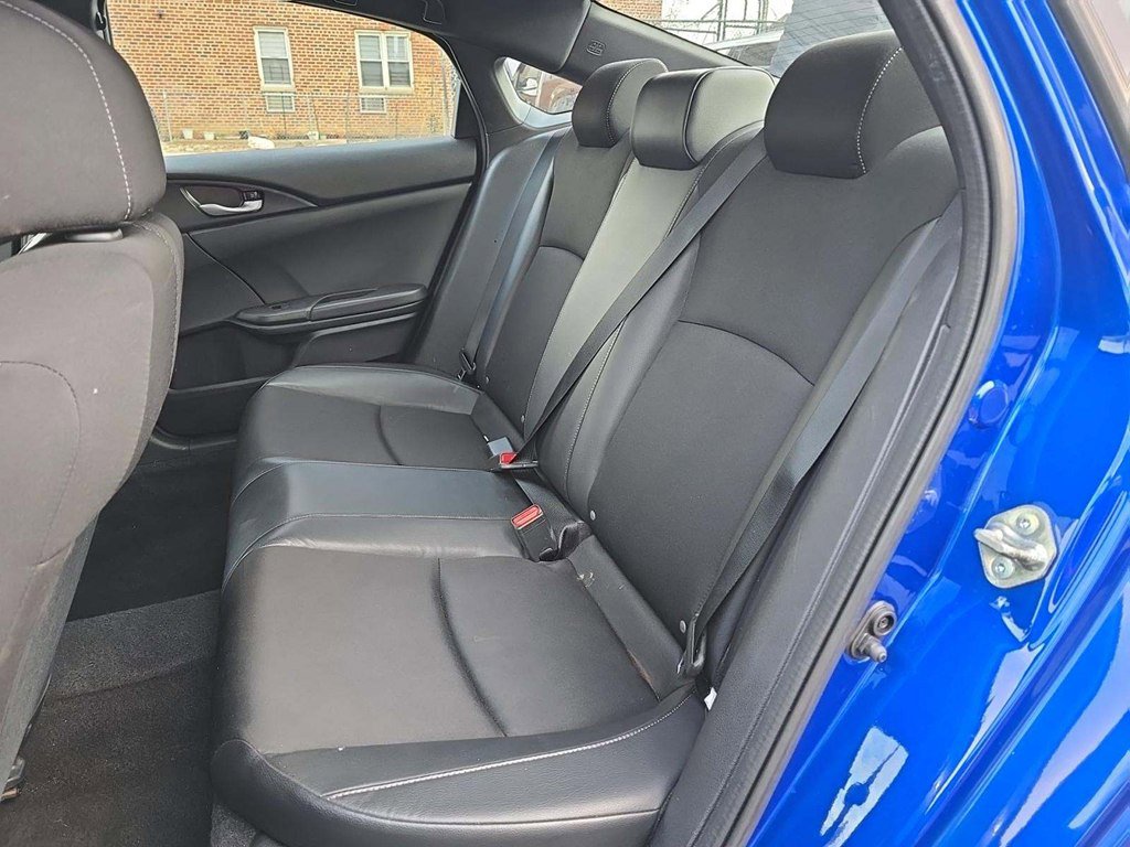 Used 2020 Honda Civic Sport image 6