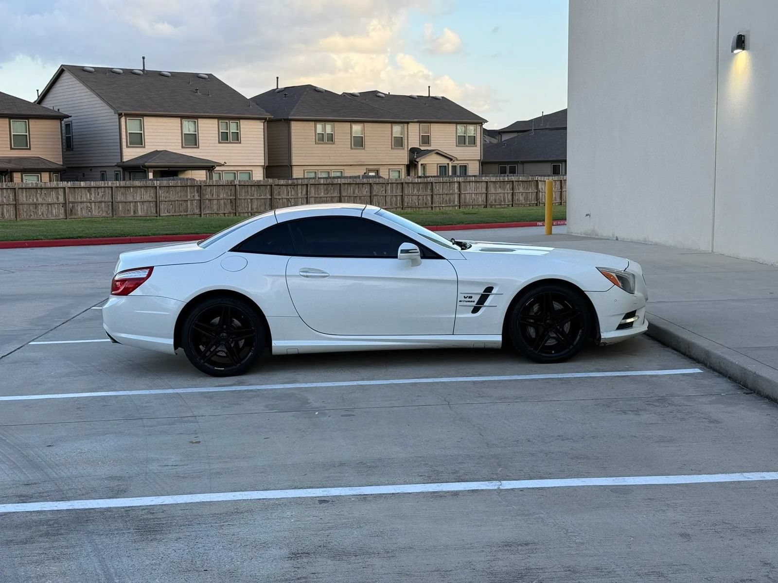 Used 2014 Mercedes-Benz SL 550 image 8