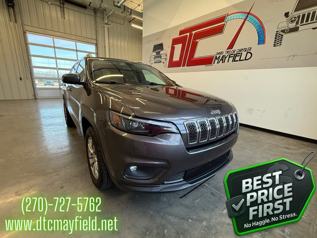 Used 2019 Jeep Cherokee Latitude Plus w/ Cold Weather Group image 1