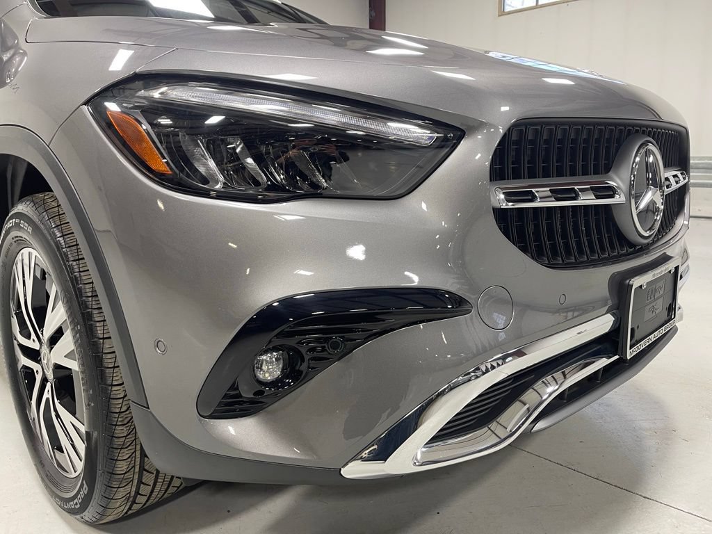Used 2026 Mercedes-Benz GLA 250 4MATIC image 11