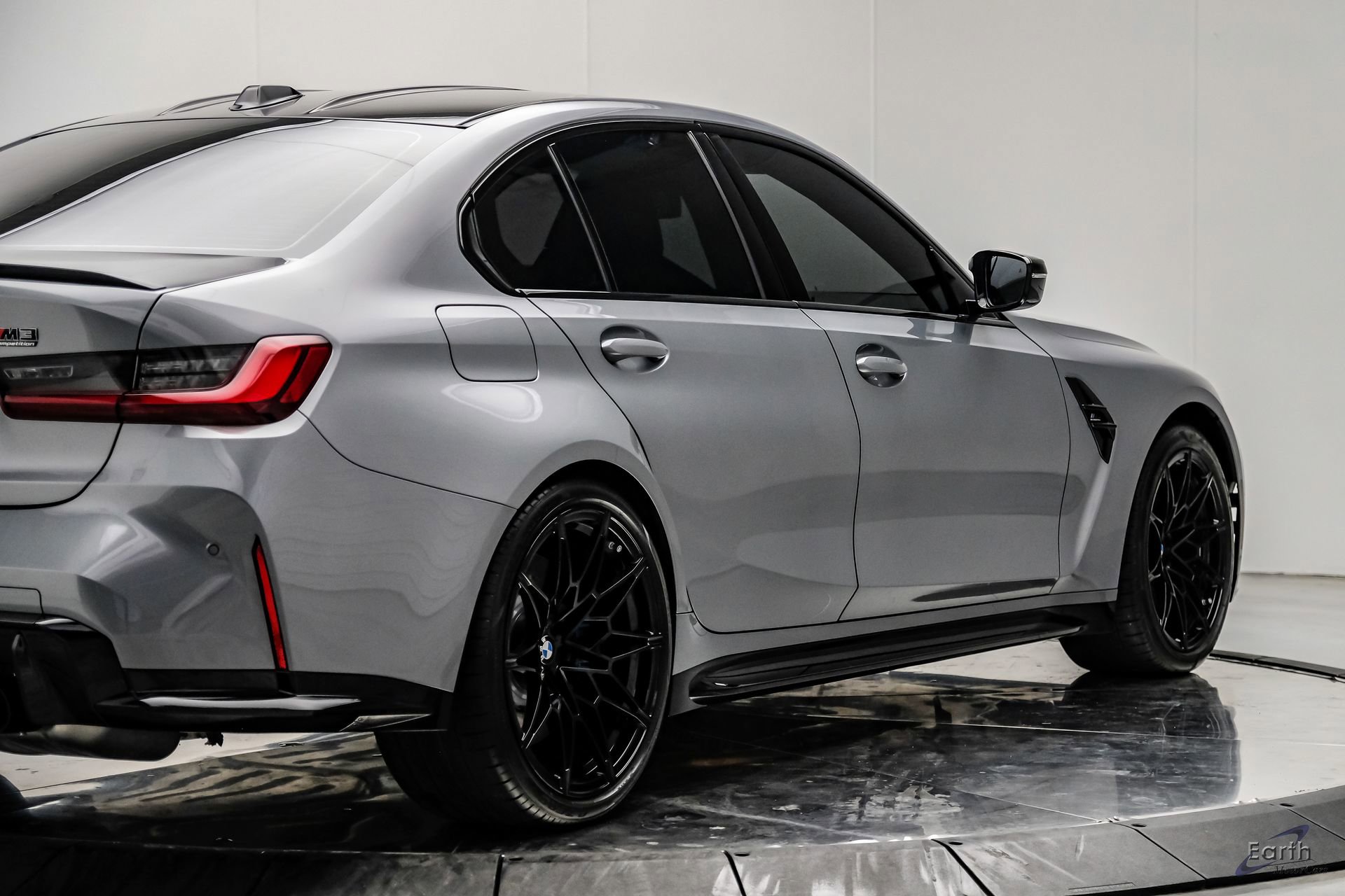 Used 2025 BMW M3 Competition image 18