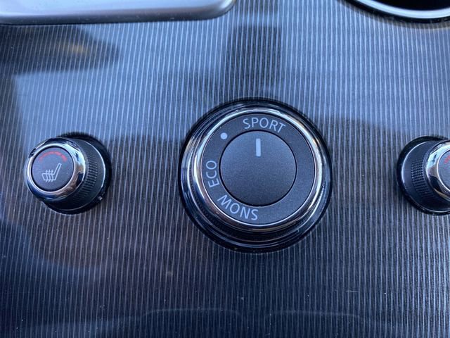 Used 2019 INFINITI QX60 Luxe w/ Essential Package image 23