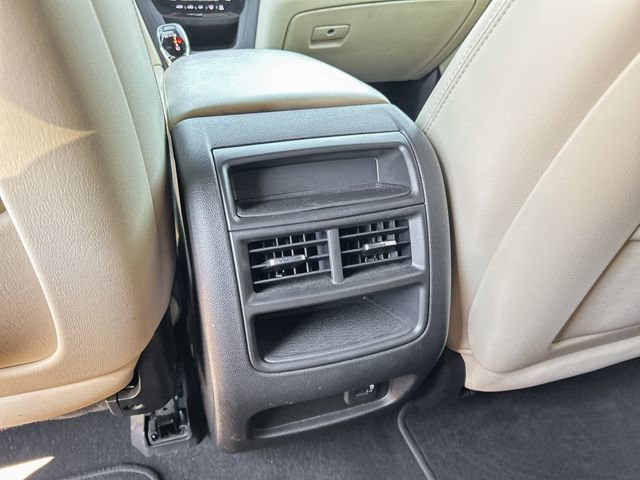 Used 2019 Cadillac XT5 Luxury FWD image 14
