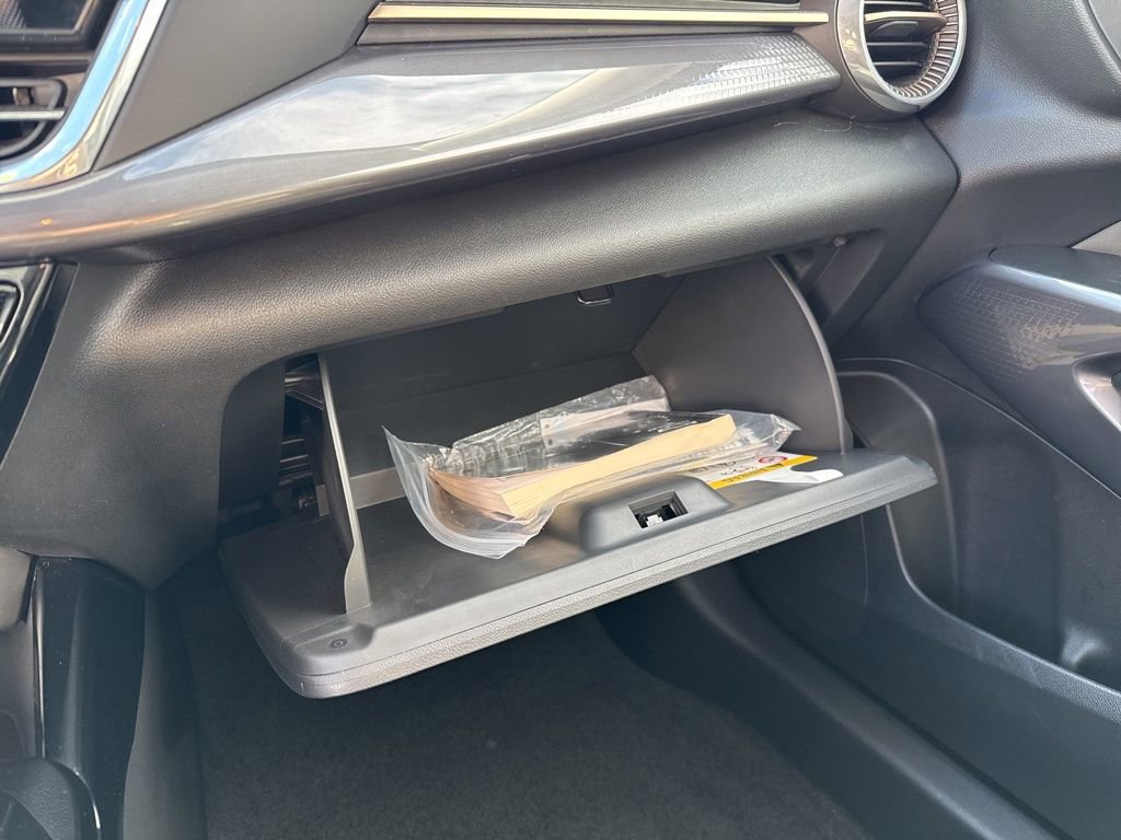 Used 2024 Chevrolet Trax ACTIV w/ Driver Confidence Package image 28