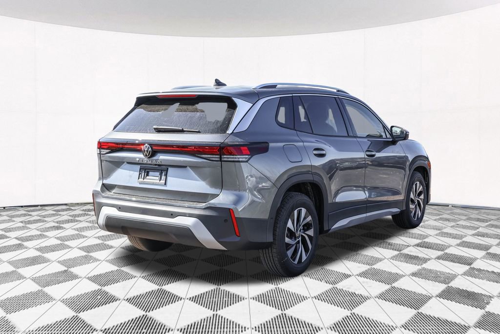 New 2026 Volkswagen Tiguan S FWD image 12