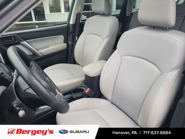 Used 2018 Subaru Forester 2.5i Premium w/ All-Weather Package image 12