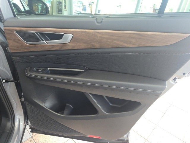 New 2026 Volkswagen Atlas SE image 13