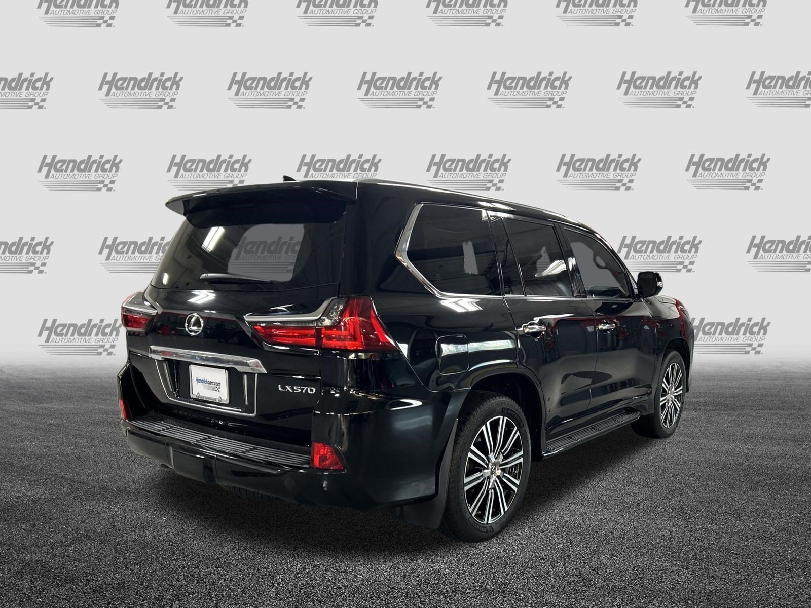 Used 2020 Lexus LX 570 4WD w/ Luxury Package image 10