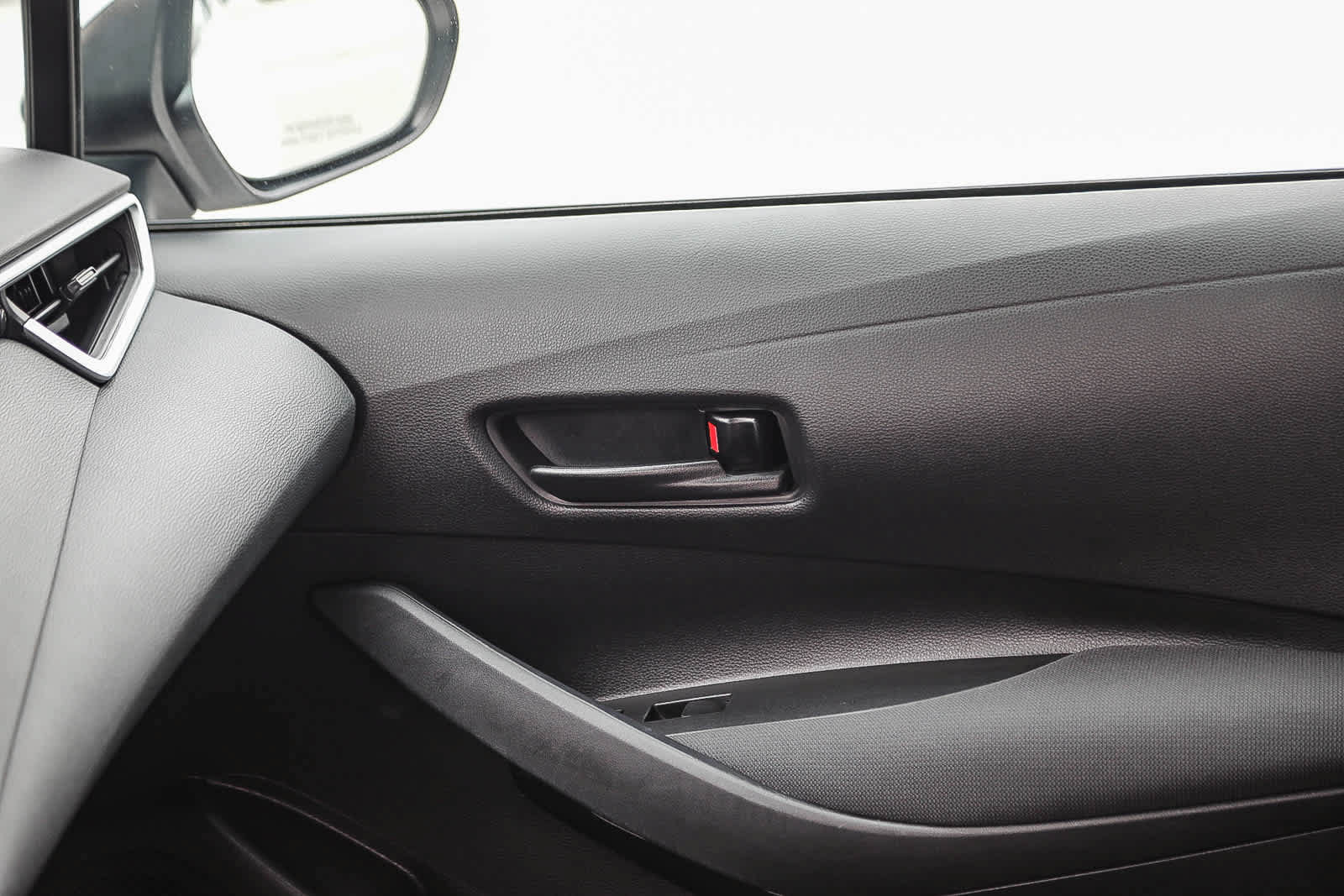 Certified 2022 Toyota Corolla LE FWD image 21