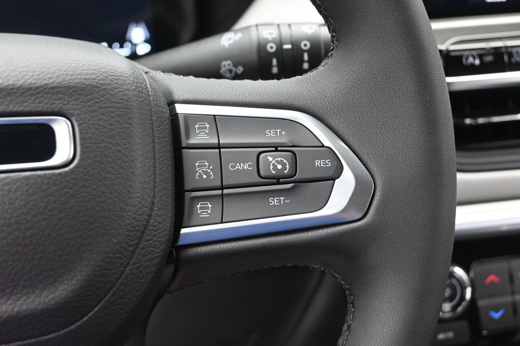 New 2026 Jeep Compass Limited AWD/4WD image 27